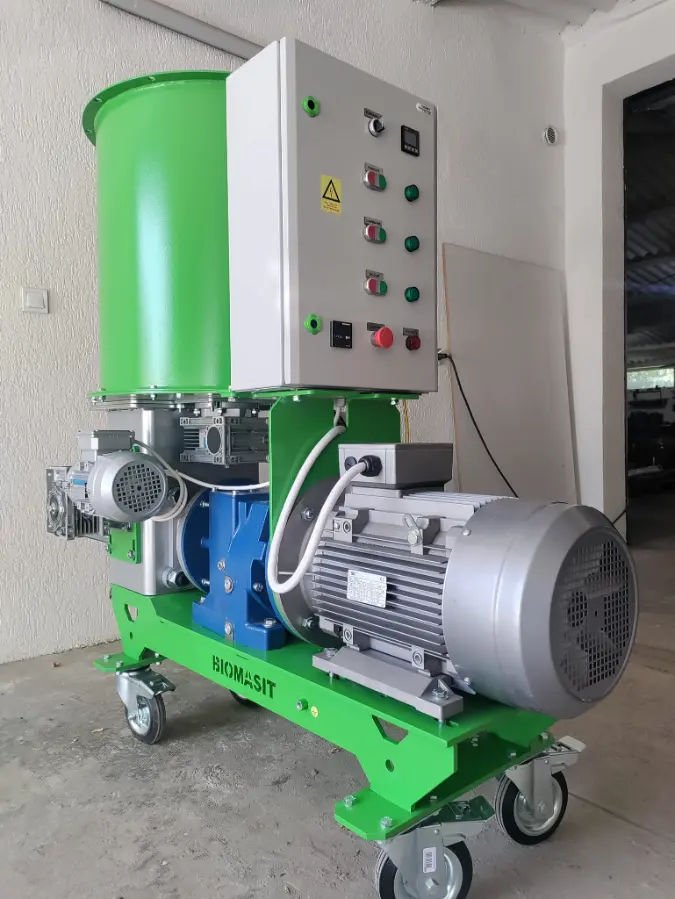 Presă BIOMASIT PB-50D-15 pentru procesarea biomasei